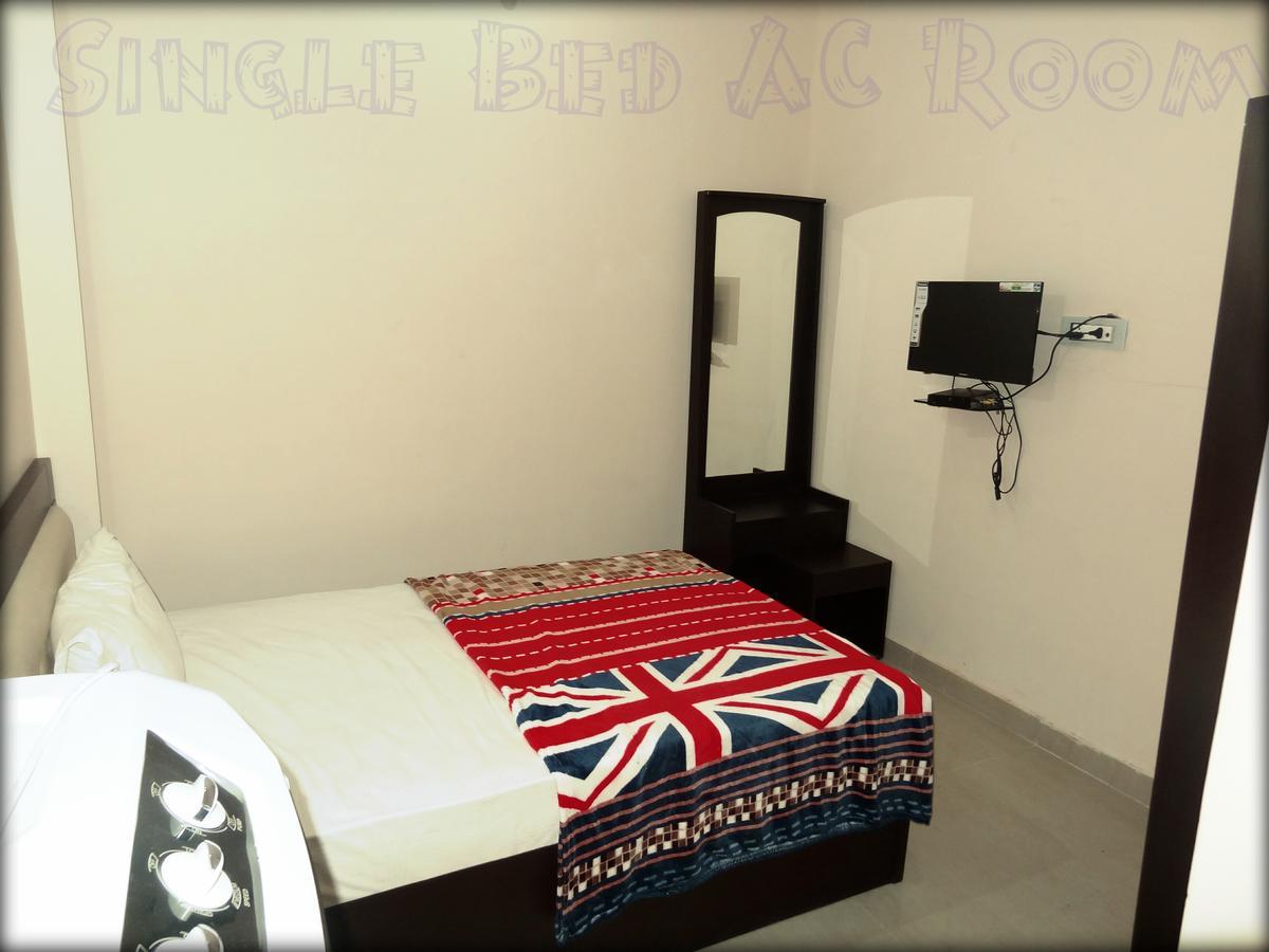 The Royal Hotel Chhatarpur Экстерьер фото